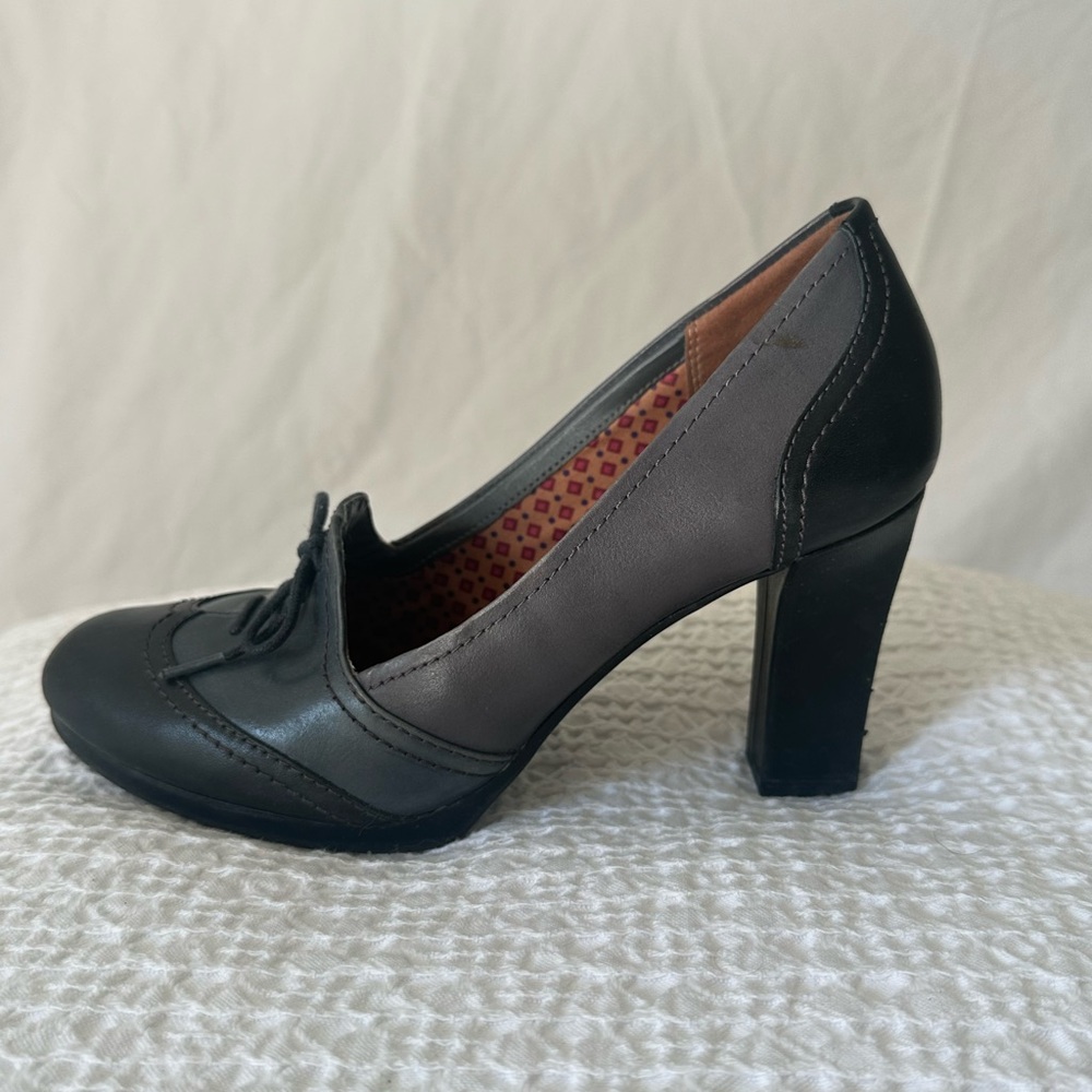 Naturalizer Ariana Pump | Navy & Grey Leather Loafer Heel | Size 8